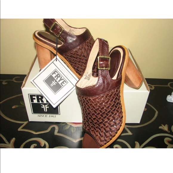 NIB BEAUTIFUL FRYE SOFIA 8.5 WOVEN DARK BROWN LEATHER SLING SANDALS BLOCK HEEL - Picture 1 of 8